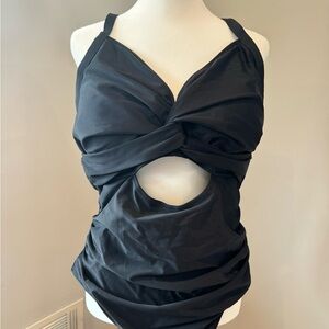 Elegant Black Twist-Front One-Piece Swimsuit